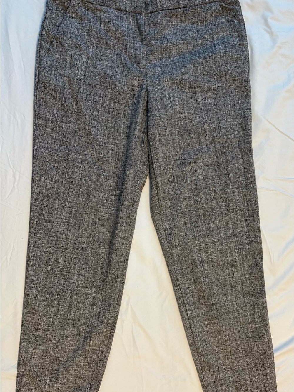 Dynamite Gray Plaid Cropped Dress Pants